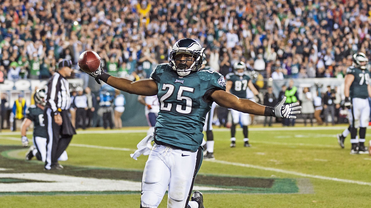 LeSean McCoy: Signing Darren Sproles will keep me fresh